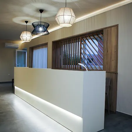 Verano 酒店 阿亚安娜